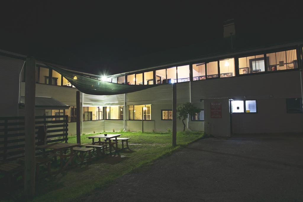 Albany Bayview Lodge Yha Extérieur photo